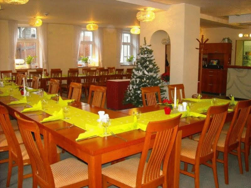 Hotel Epocha Janov nad Nisou Εξωτερικό φωτογραφία